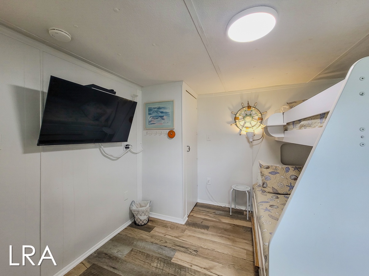 1005-A 1st St (The Cottage [Int Ext]) - watermarked-23