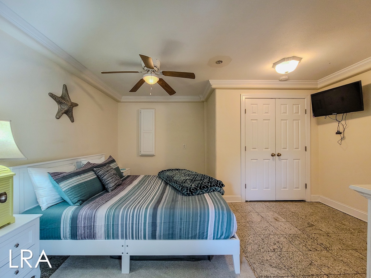2717-A S Shore Dr (Oceanside Manor - Low Tide [Int Ext]) - watermarked-26