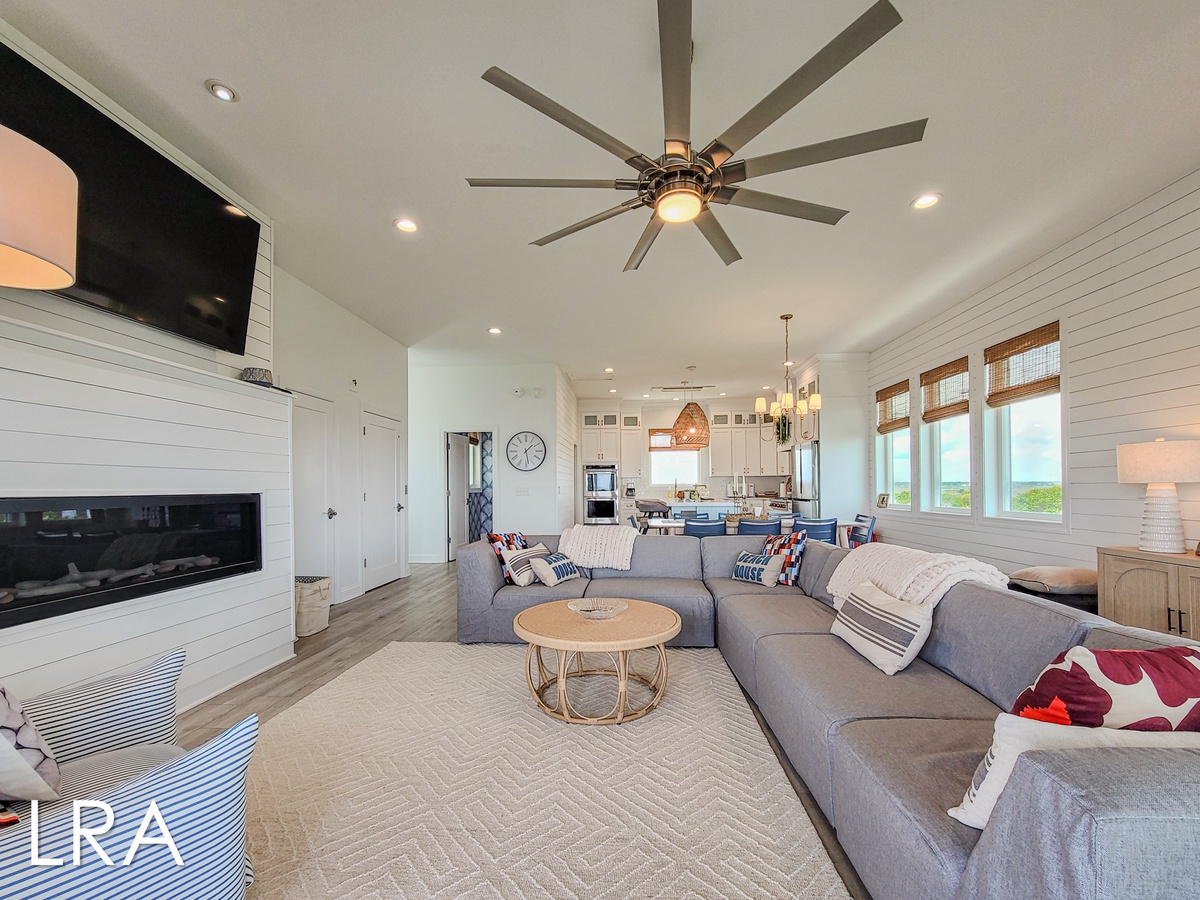 108 Sea Urchin Ct (La Vie En Bleu [Int Ext]) - watermarked-7