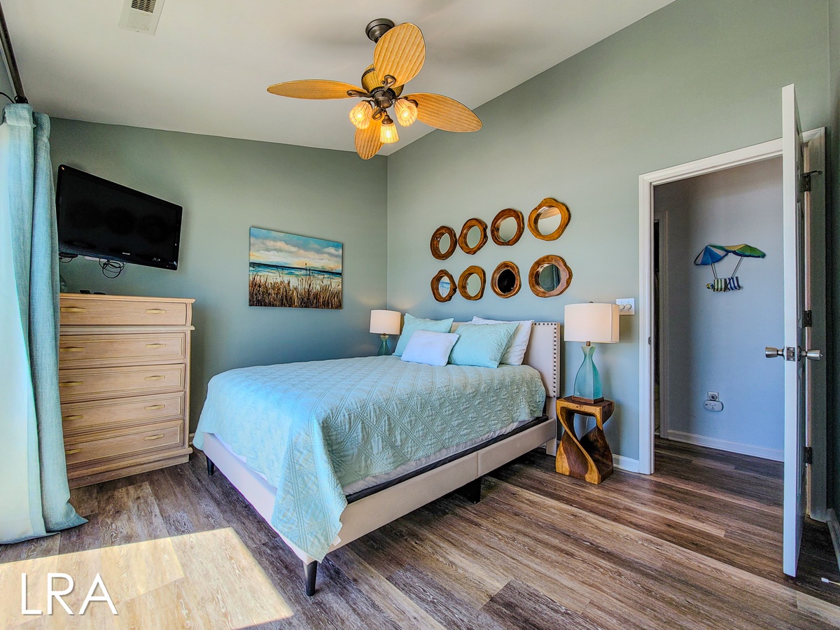 2508 S Shore Dr (Good Tide-ings [Int Ext]) - watermarked-14