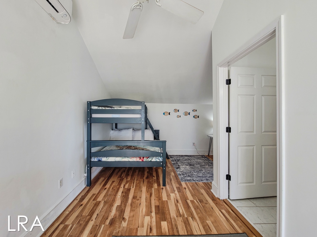 Twin Over Double Bunk Room-13