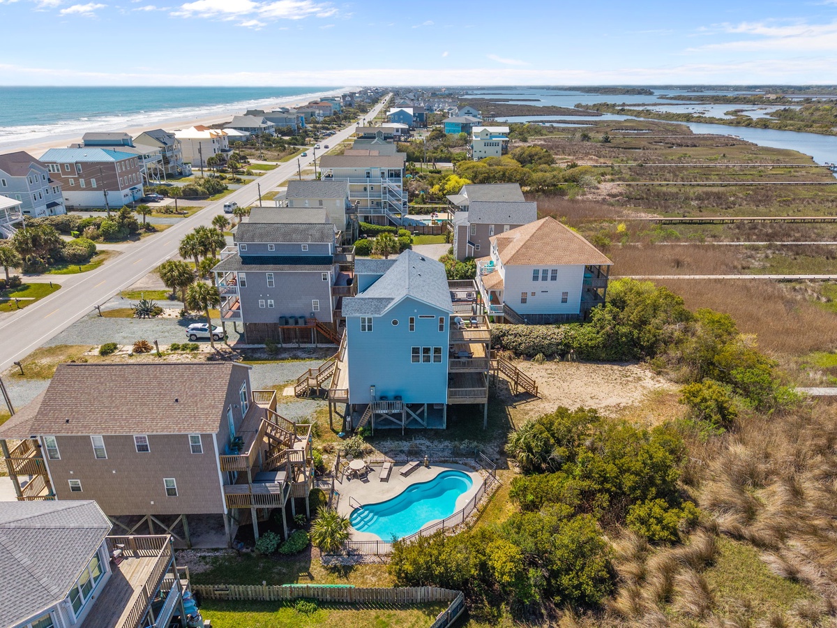 39-web-or-mls-3735 Island Dr. 99