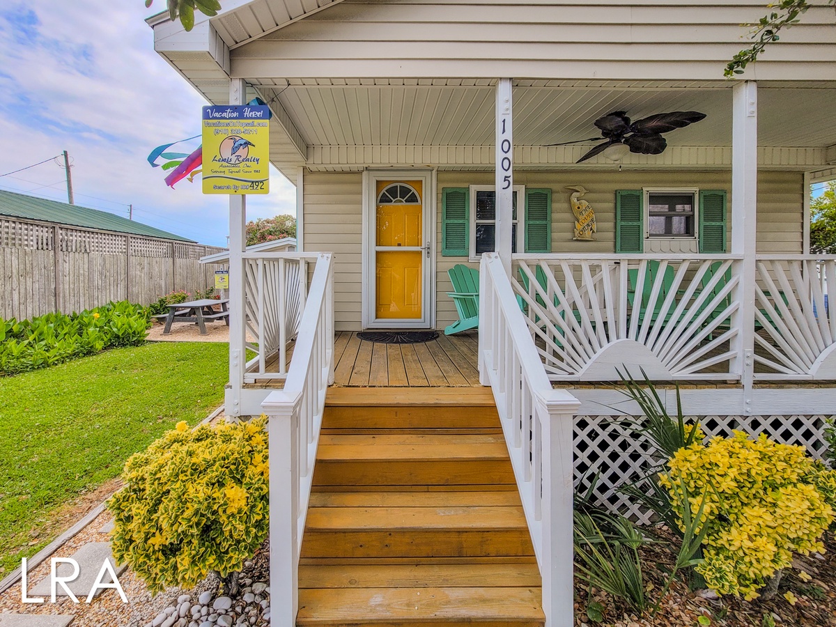 1005-A 1st St (The Cottage [Int Ext]) - watermarked-47