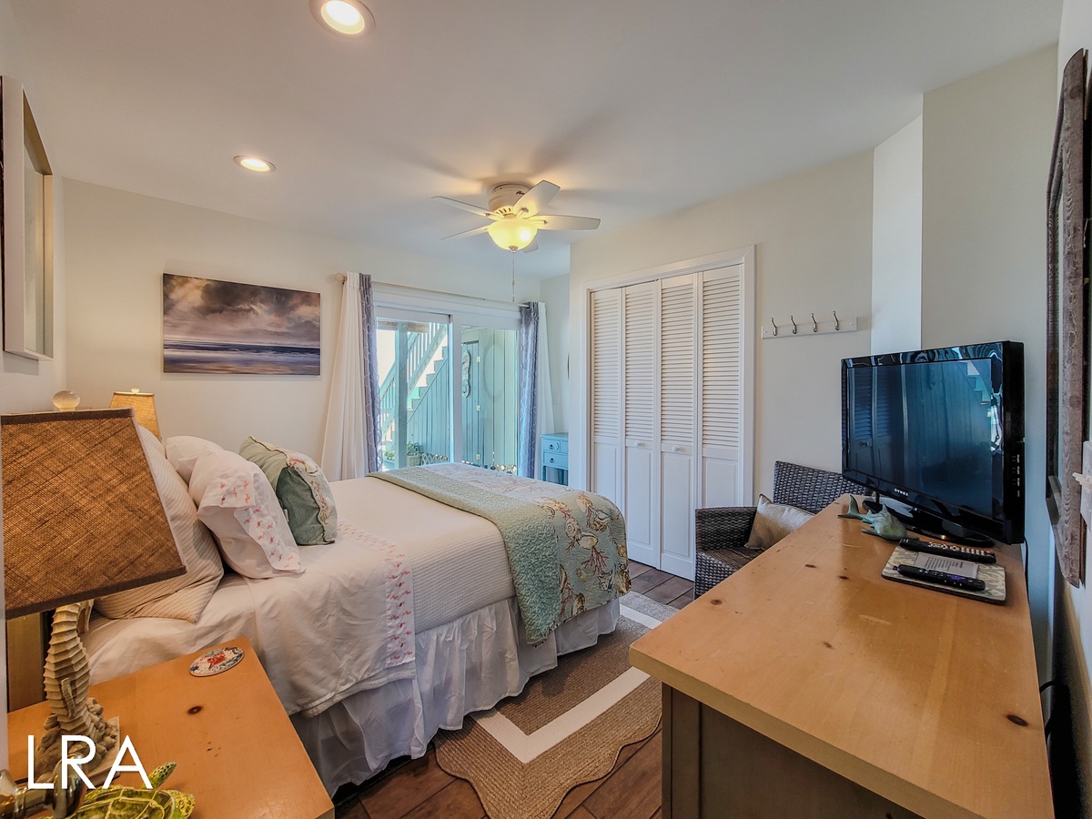 2405 S Shore Dr (Audreys Pearl [Int Ext Aerials] - watermarked-50