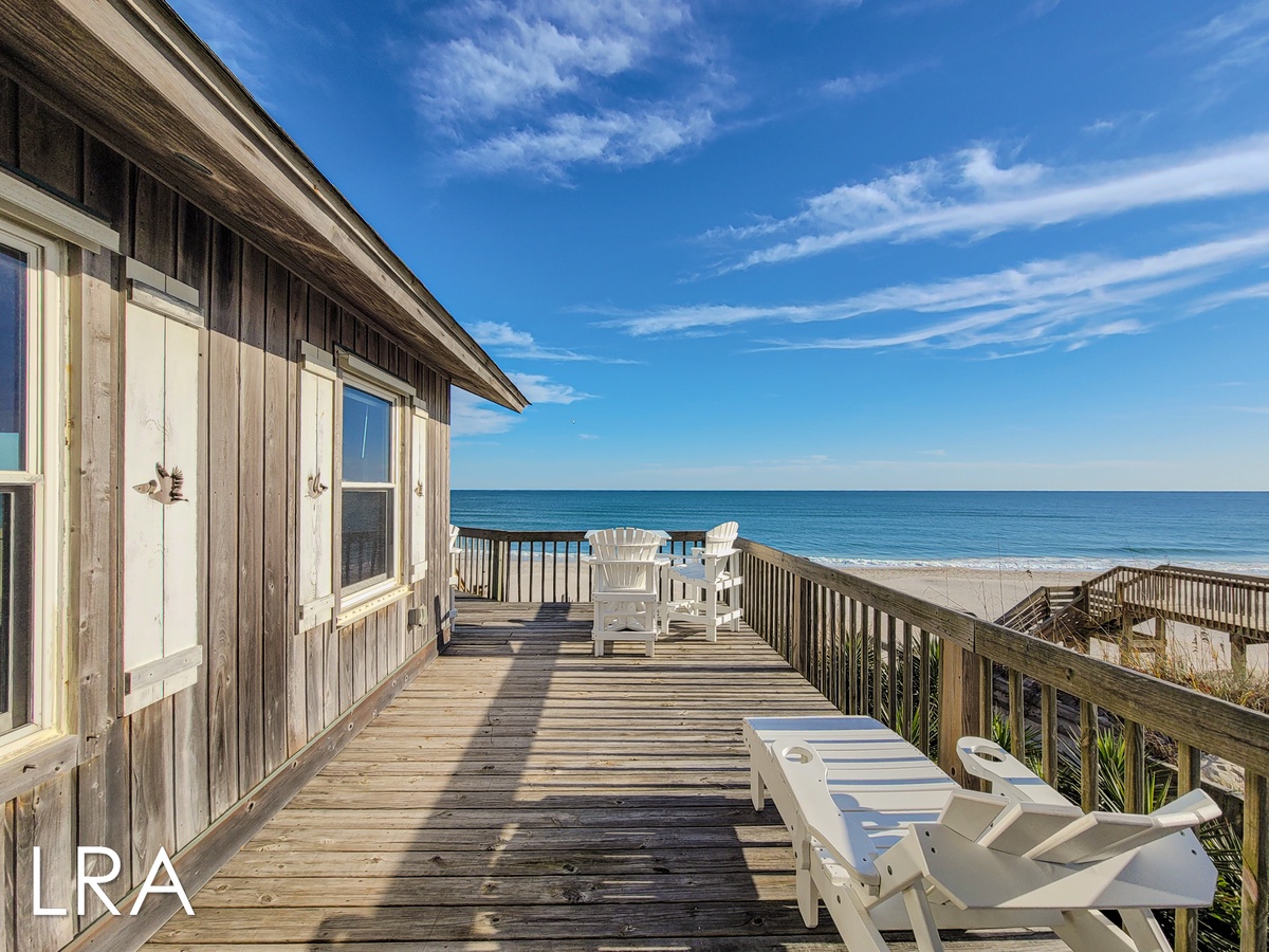 804 S Shore Dr (Beachy McBeach House [Int Ext Aerials]) - watermarked-32