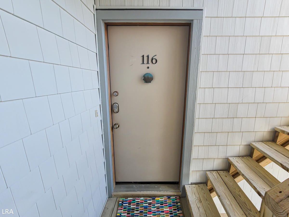 Front Door Exterior-38