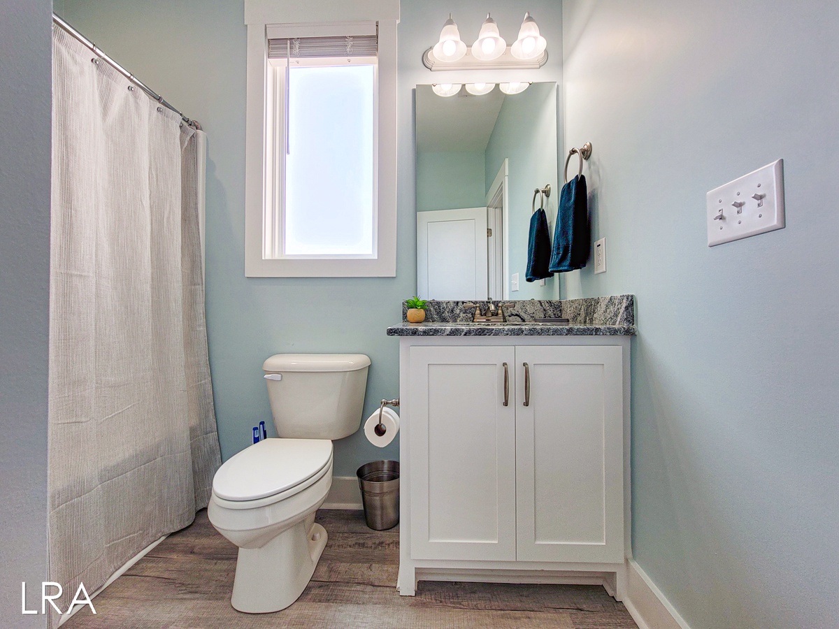 2nd Floor Bathroom-30