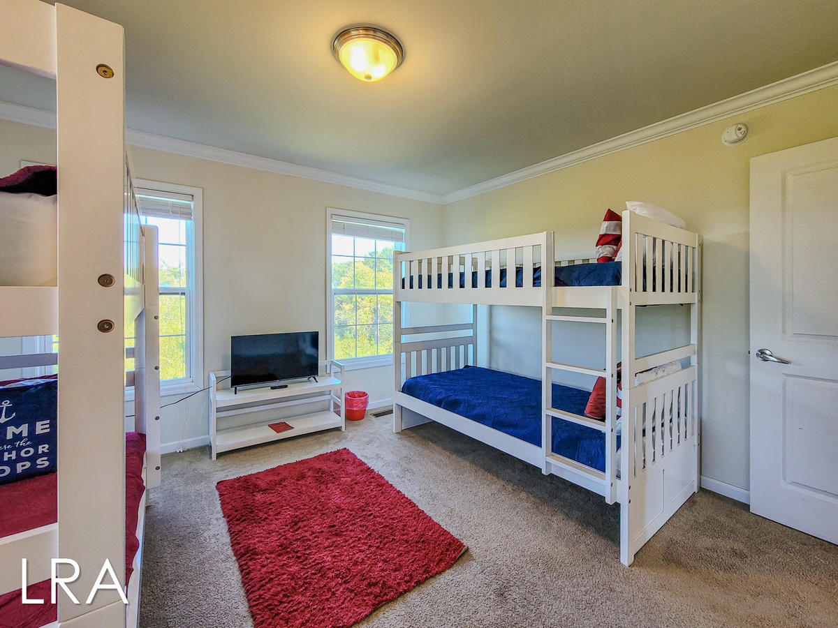 Bunk Bedroom-31