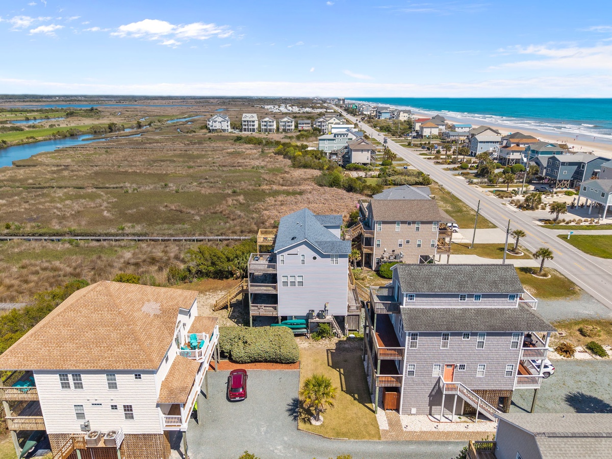 42-web-or-mls-3735 Island Dr. 102