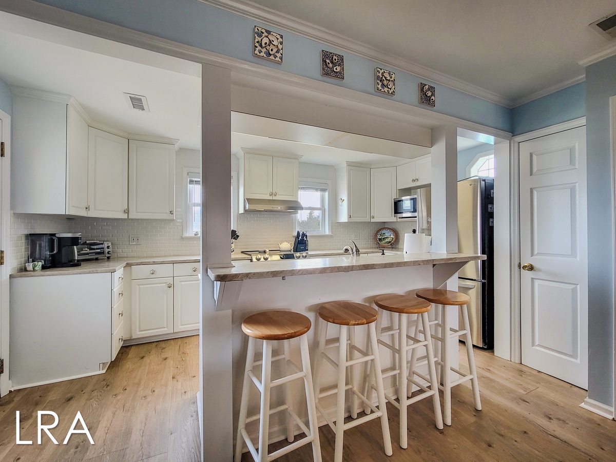 1003 Channel Blvd (Tied Dyed [Int Ext Aerials]) - watermarked-10