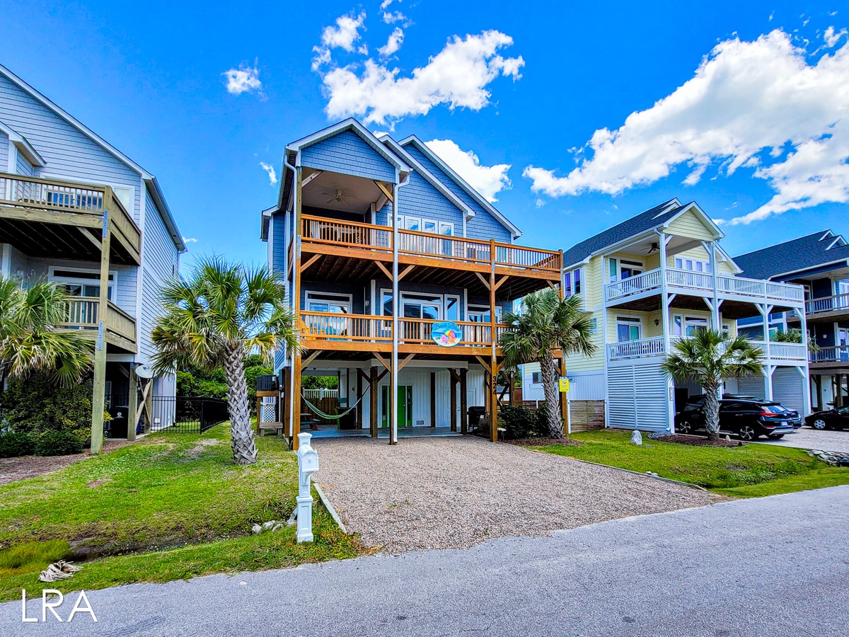 324 Oceanaire Dr (Beach Bliss [Ext. Refresh]) - watermarked-3