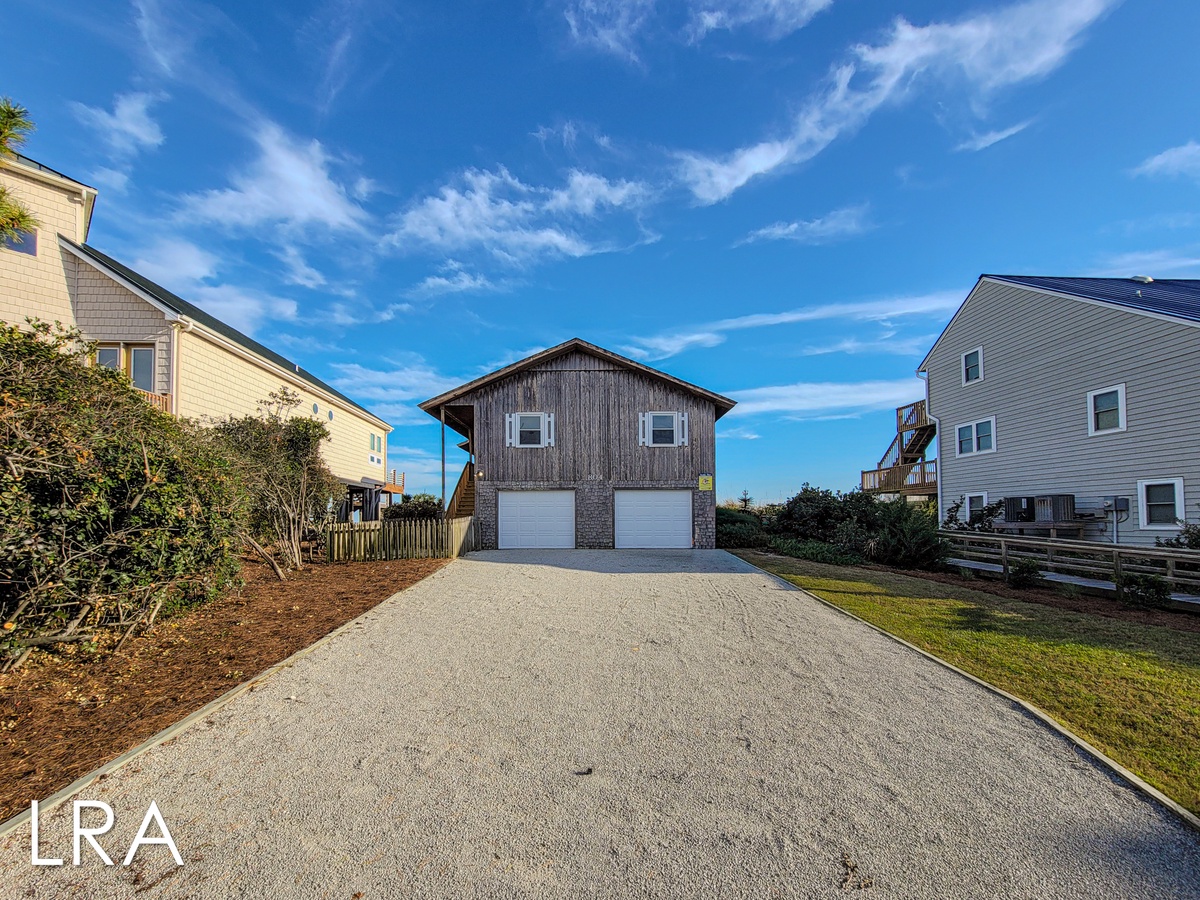 804 S Shore Dr (Beachy McBeach House [Int Ext Aerials]) - watermarked-42