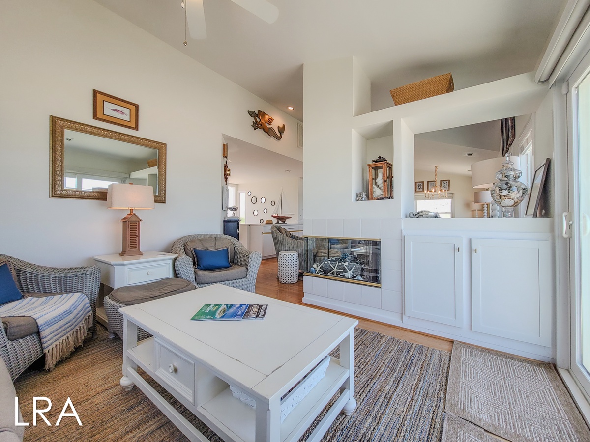 2405 S Shore Dr (Audreys Pearl [Int Ext Aerials] - watermarked-25