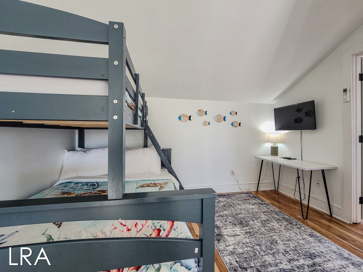 Twin Over Double Bunk Room-17