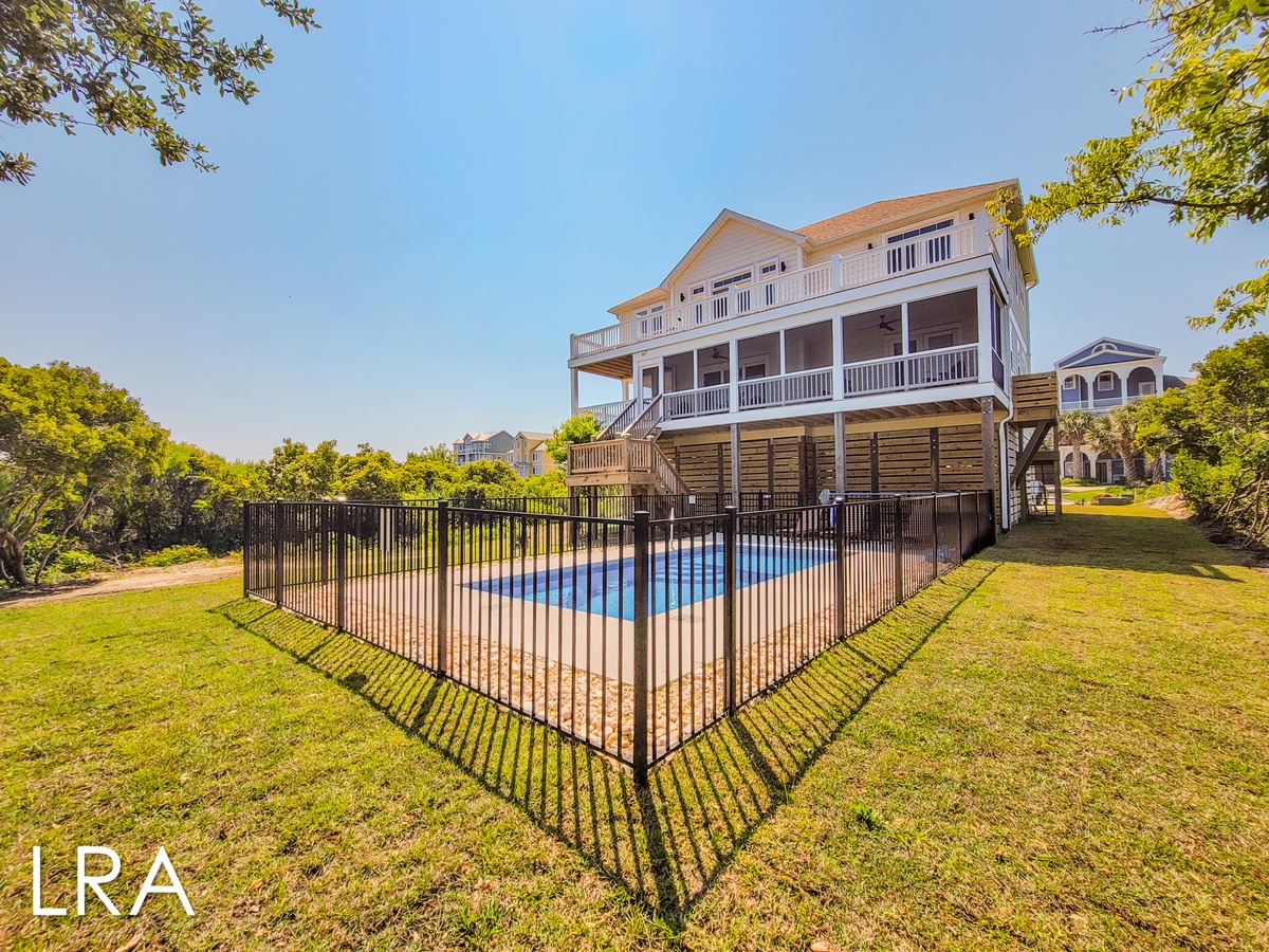 121 Ocean View Ln (Sea Glass Half Full [Ext - Pool]) - watermarked-13