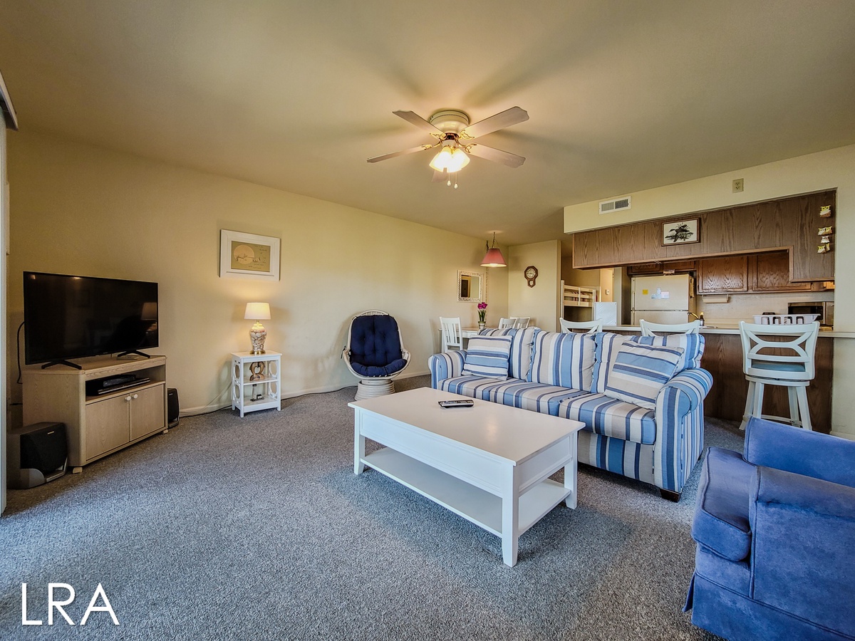 918 N New River Dr (Surf Condo 222 [Int Ext]) - watermarked-06