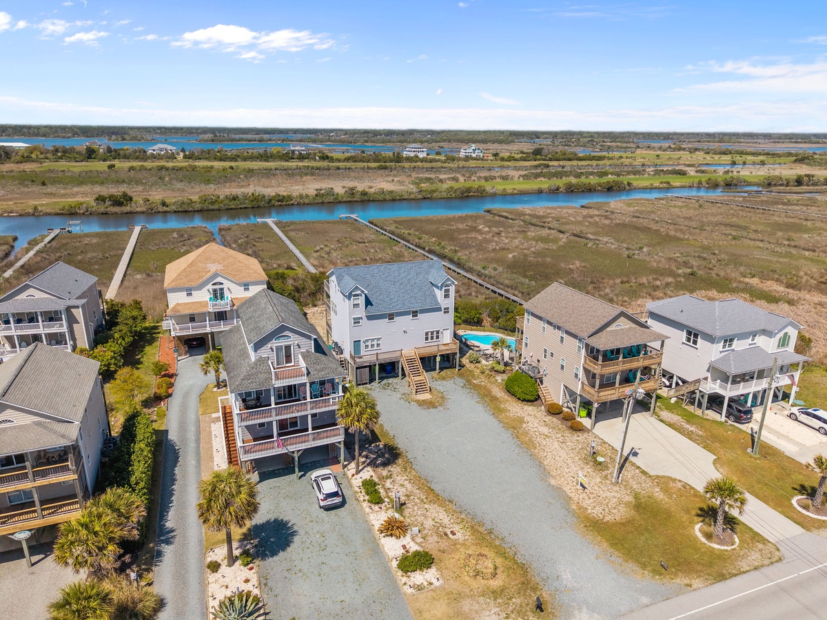 41-web-or-mls-3735 Island Dr. 101