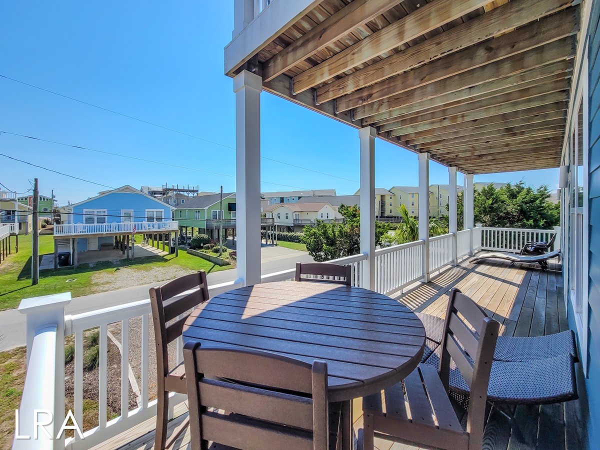 1009 N Topsail Dr (Paid Time Off) (44)