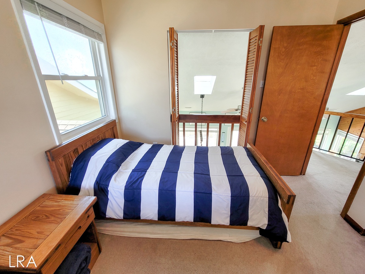 Double and Twin Bedroom -15