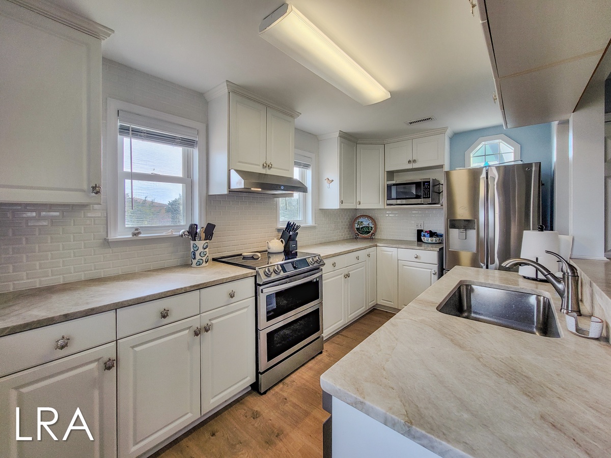 1003 Channel Blvd (Tied Dyed [Int Ext Aerials]) - watermarked-11