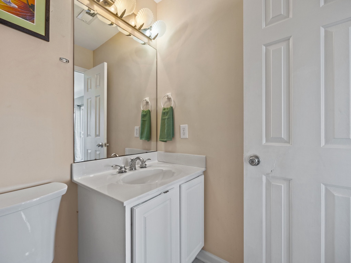 34-web-or-mls-3735 Island Dr. 90