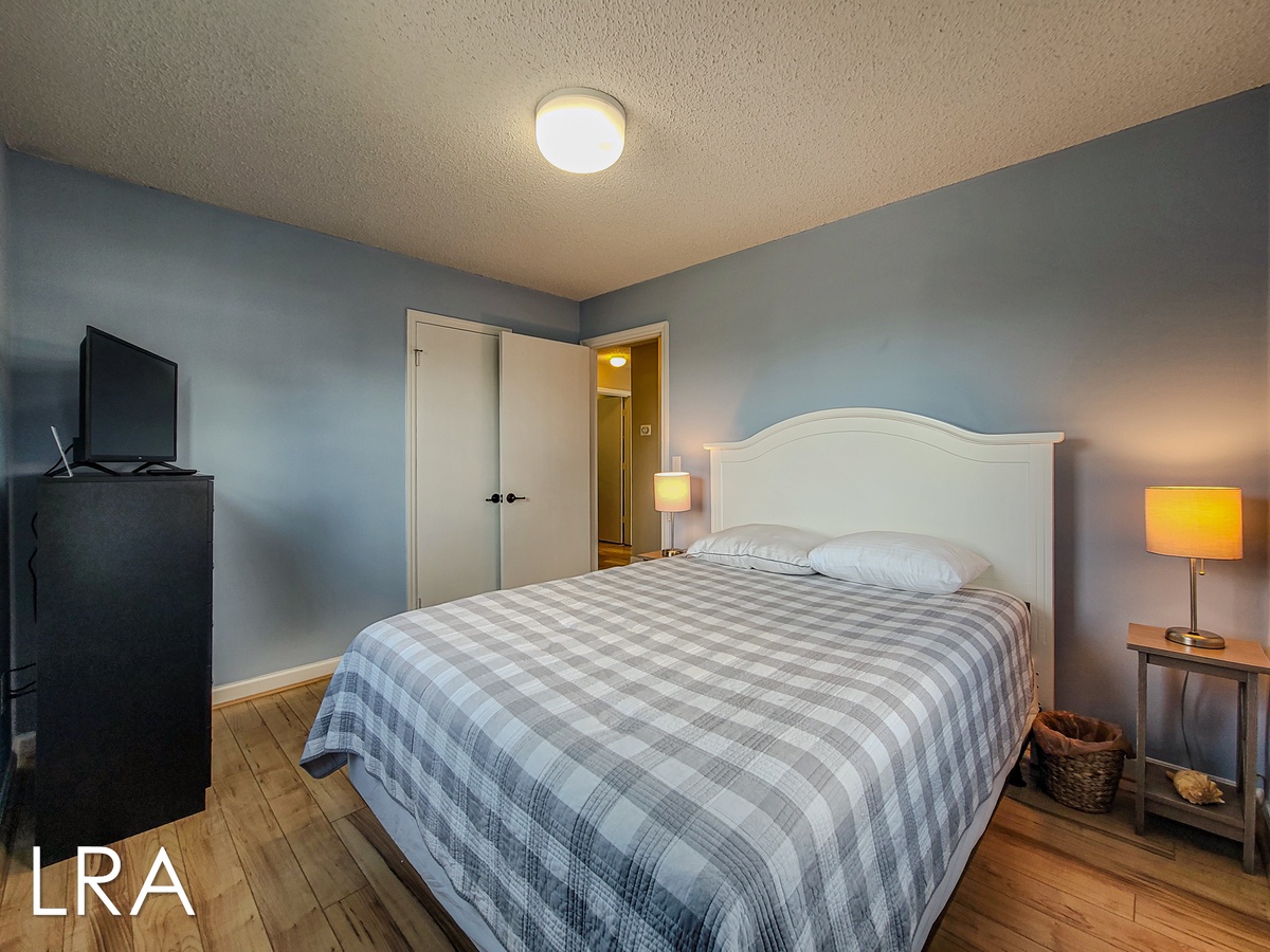 804 S Shore Dr (Beachy McBeach House [Int Ext Aerials]) - watermarked-21