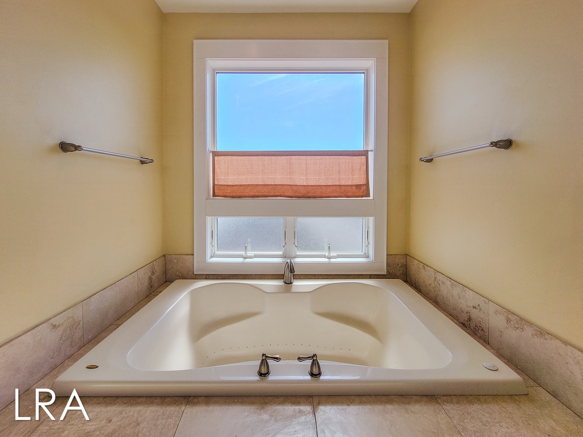 2232 S Shore Dr (King Tide [Int Ext Aerials]) (36)