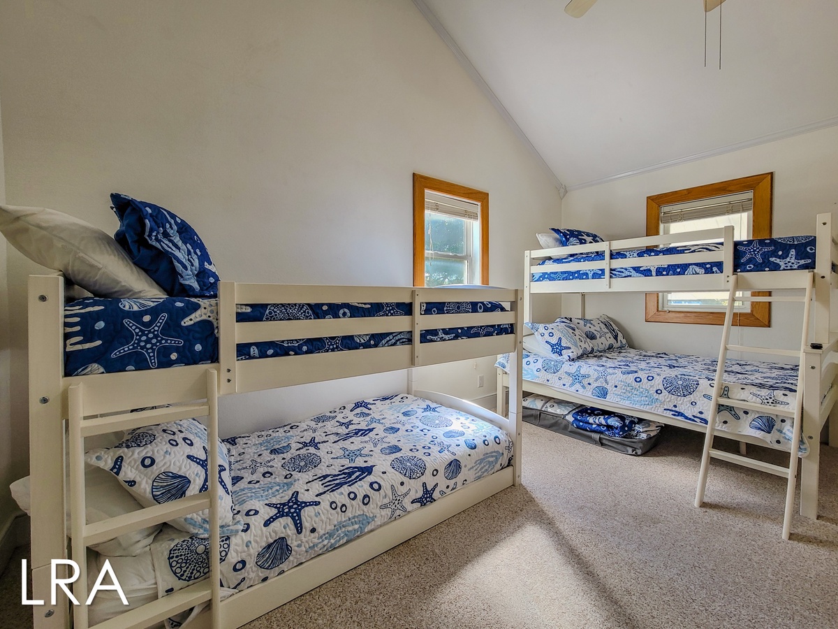 2717 S Shore Dr - Oceanside Manor (86)