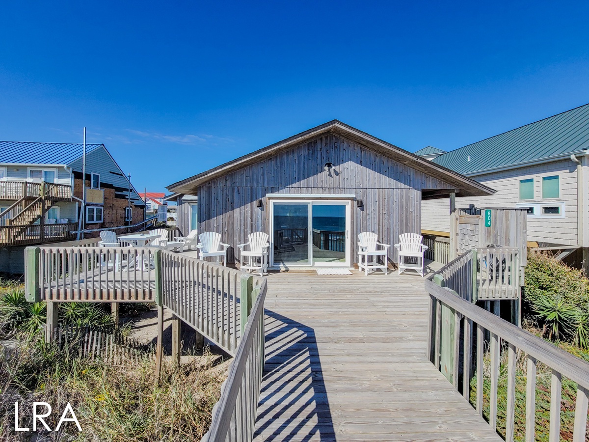 フォクシー　beachhouse WL864, Fox's Beach Paradise | Vacation Rental