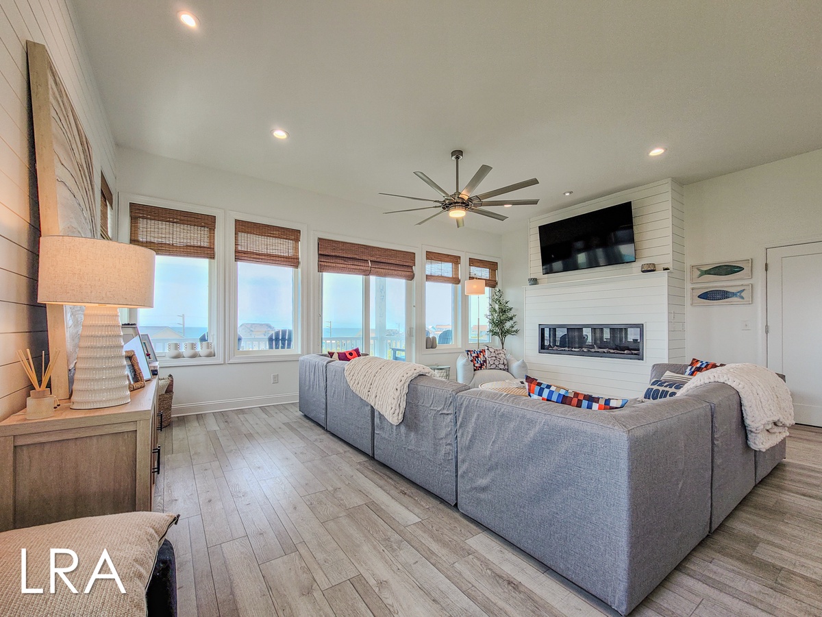 108 Sea Urchin Ct (La Vie En Bleu [Int Ext]) - watermarked-4