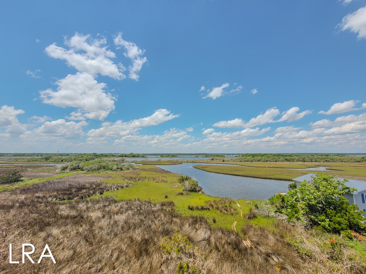 615-E N New River Dr (Coral Cabana [Int Ext Aerials]) - watermarked-1