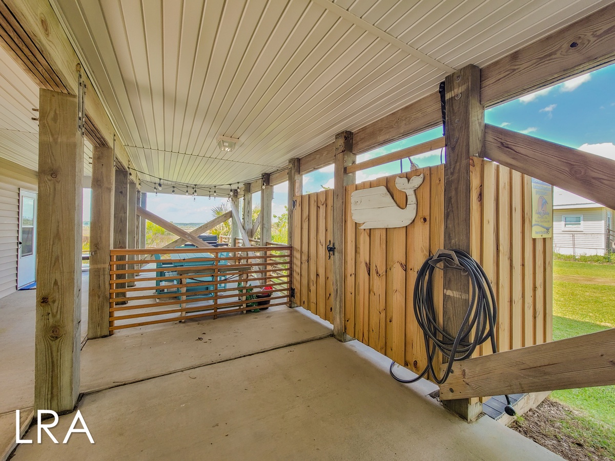 615-E N New River Dr (Coral Cabana [Int Ext Aerials]) - watermarked-39