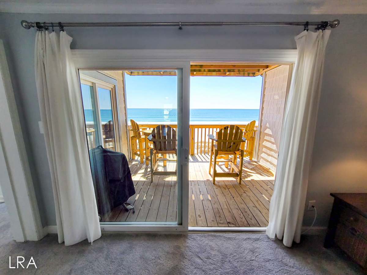 Covered Oceanfront Deck -20
