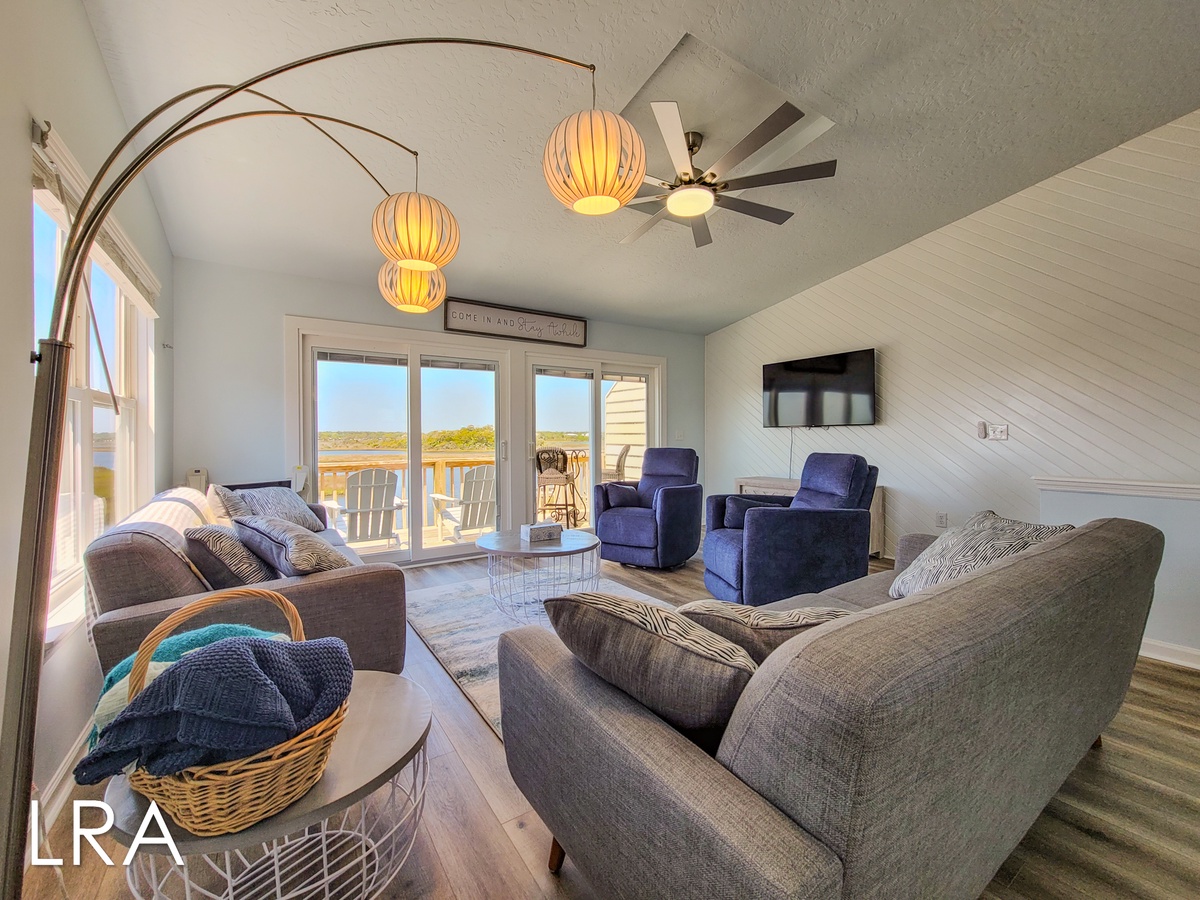 703-B N Topsail Dr (The Sandcastle [Int Ext]) - watermarked-24