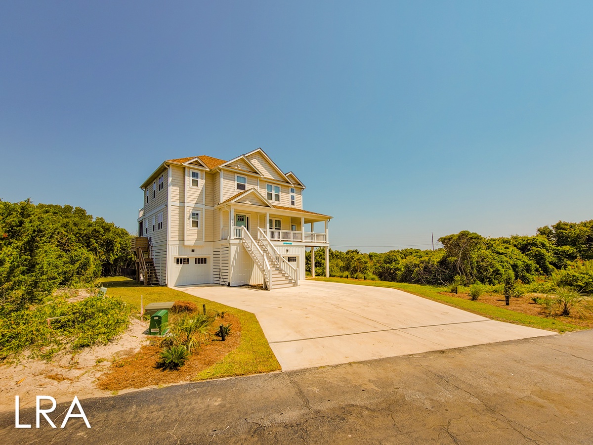 121 Ocean View Ln (Sea Glass Half Full [Ext - Pool]) - watermarked-16