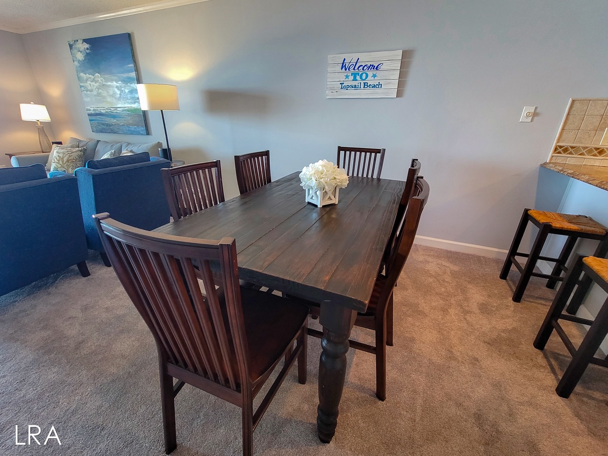 Dining Room Area - 32