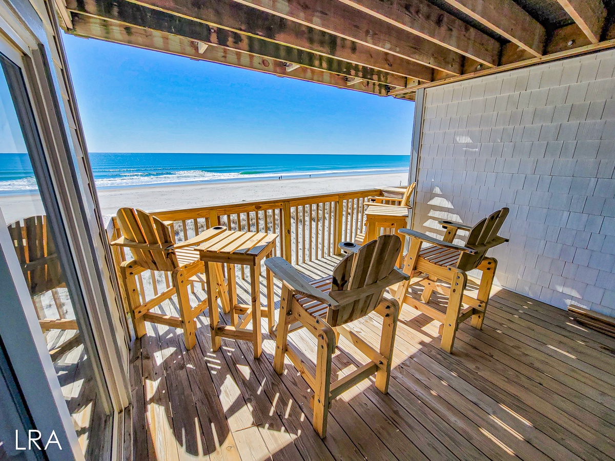 Covered Oceanfront Deck - 21