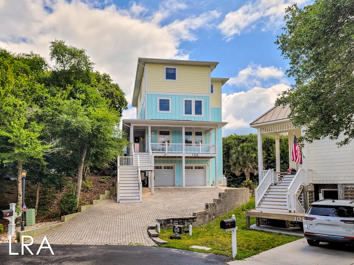 108 Sea Urchin Ct (La Vie En Bleu [Ext]) - watermarked-1