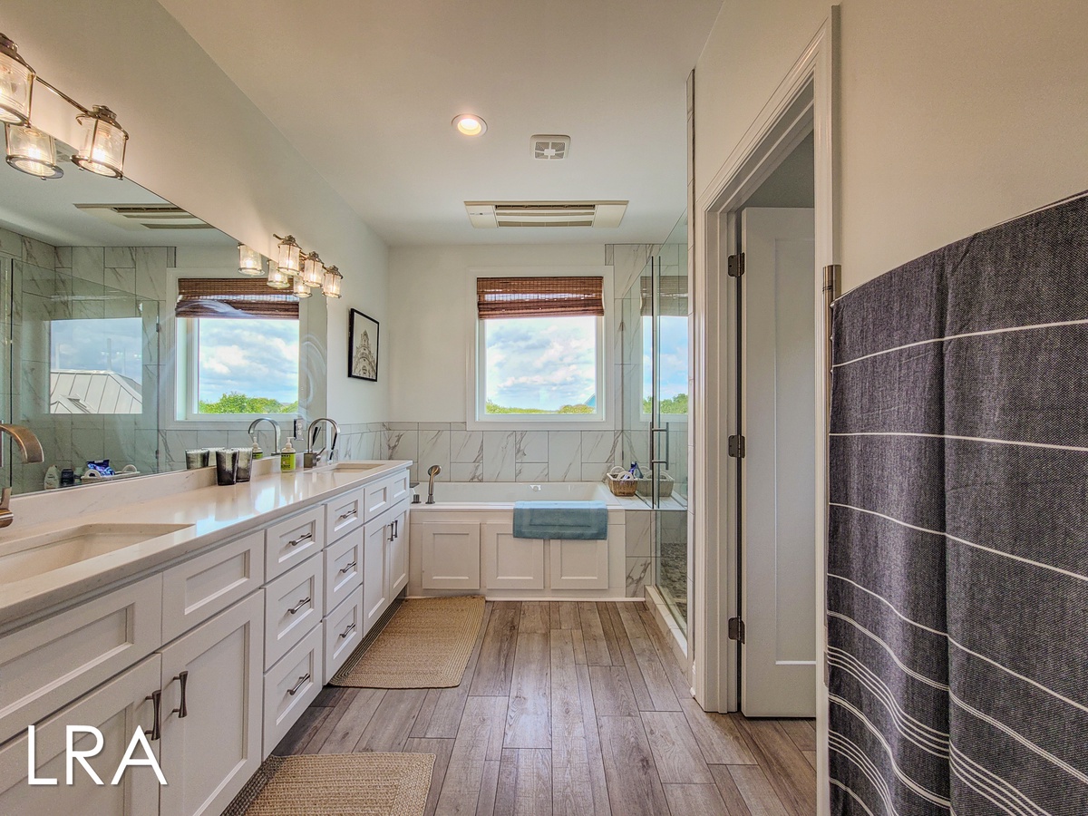 108 Sea Urchin Ct (La Vie En Bleu [Int Ext]) - watermarked-35