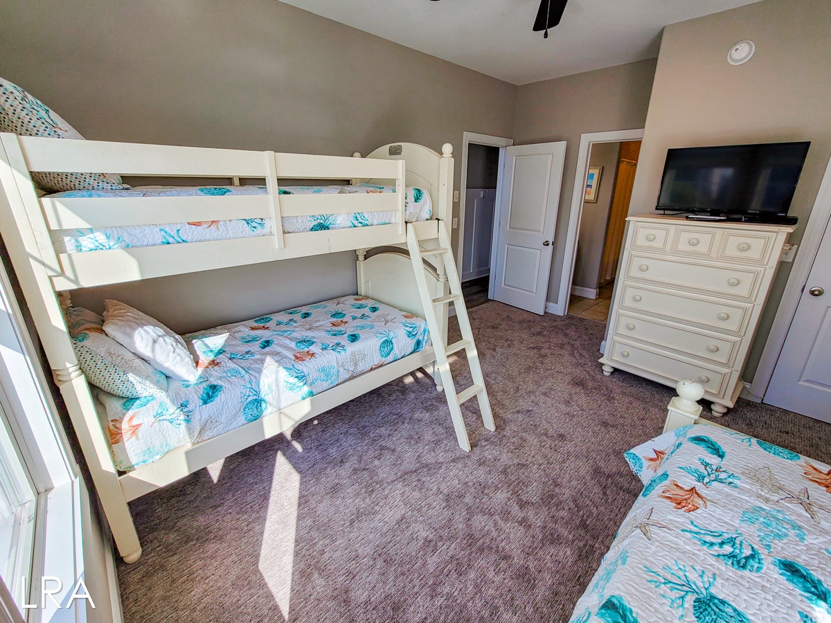 Bunk Room-097