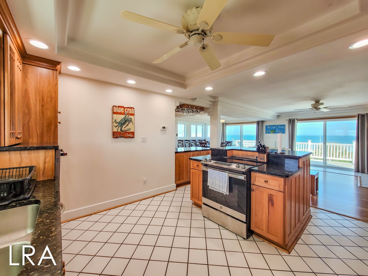 2717 S Shore Dr - Oceanside Manor (42)