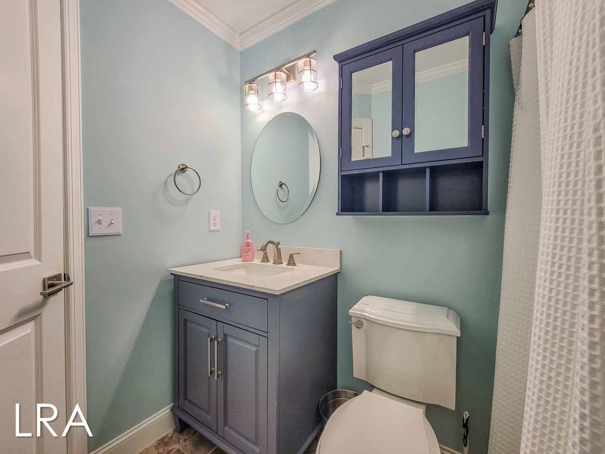 615-E N New River Dr (Coral Cabana [Int Ext Aerials]) - watermarked-15
