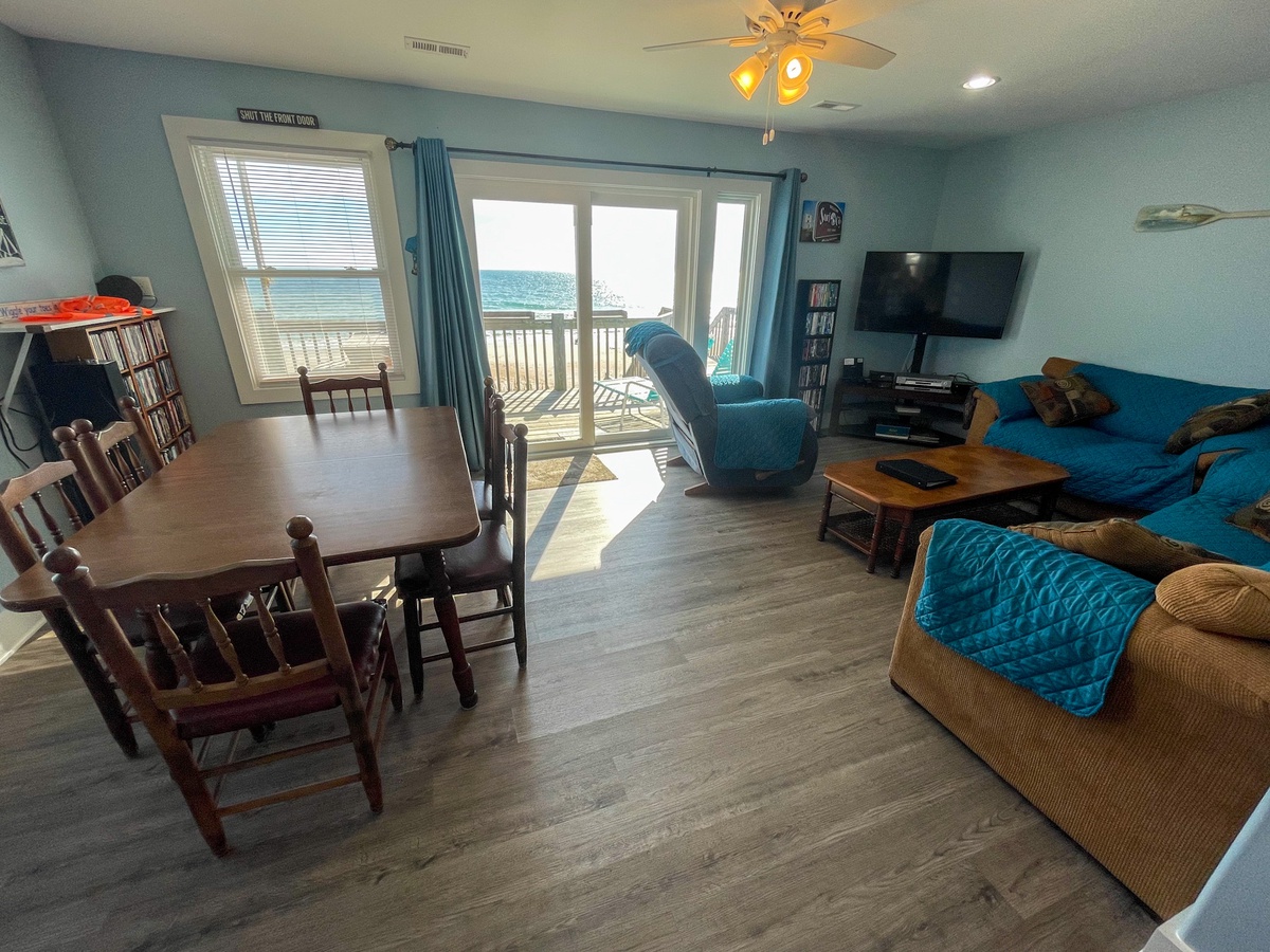 Living Room/Dining-84