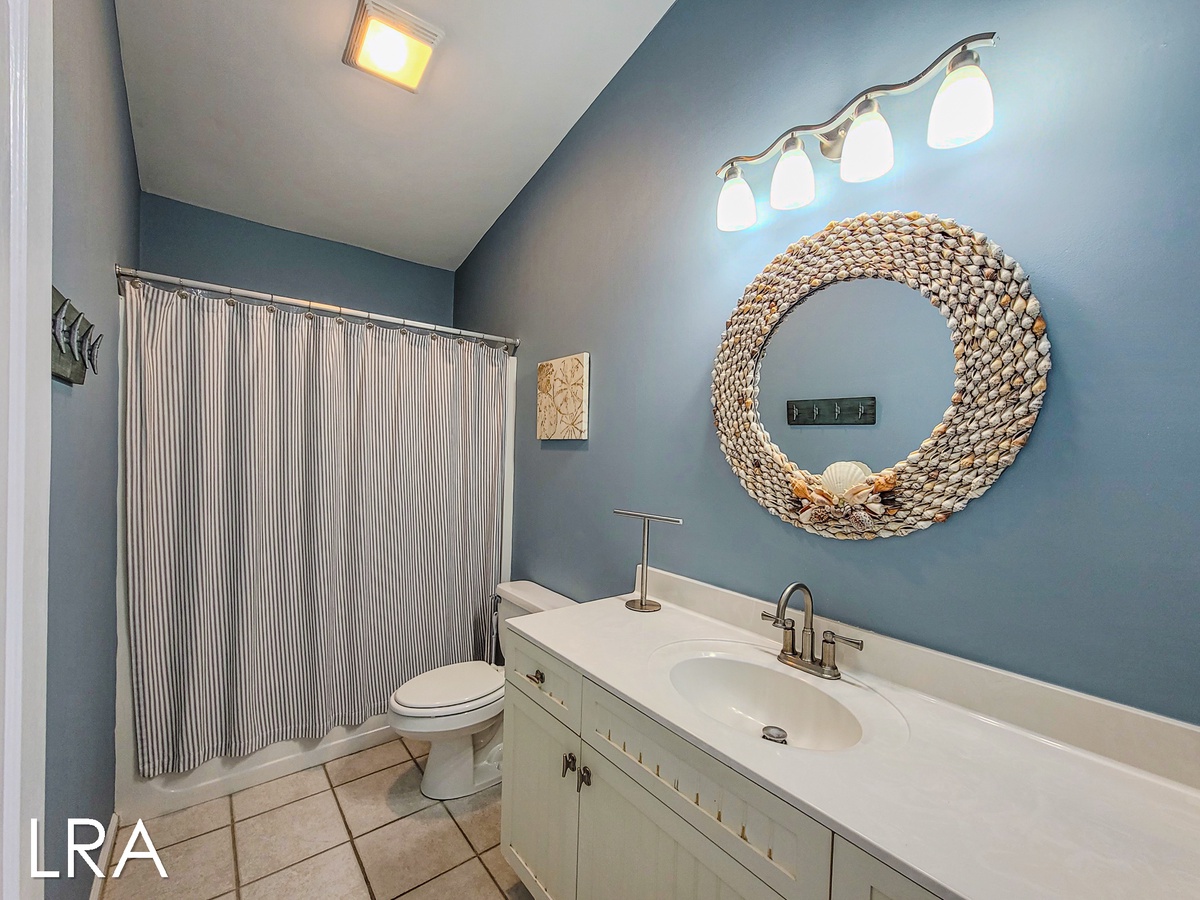 2508 S Shore Dr (Good Tide-ings [Int Ext]) - watermarked-21