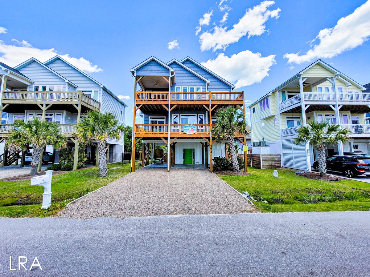 324 Oceanaire Dr (Beach Bliss [Ext. Refresh]) - watermarked-2