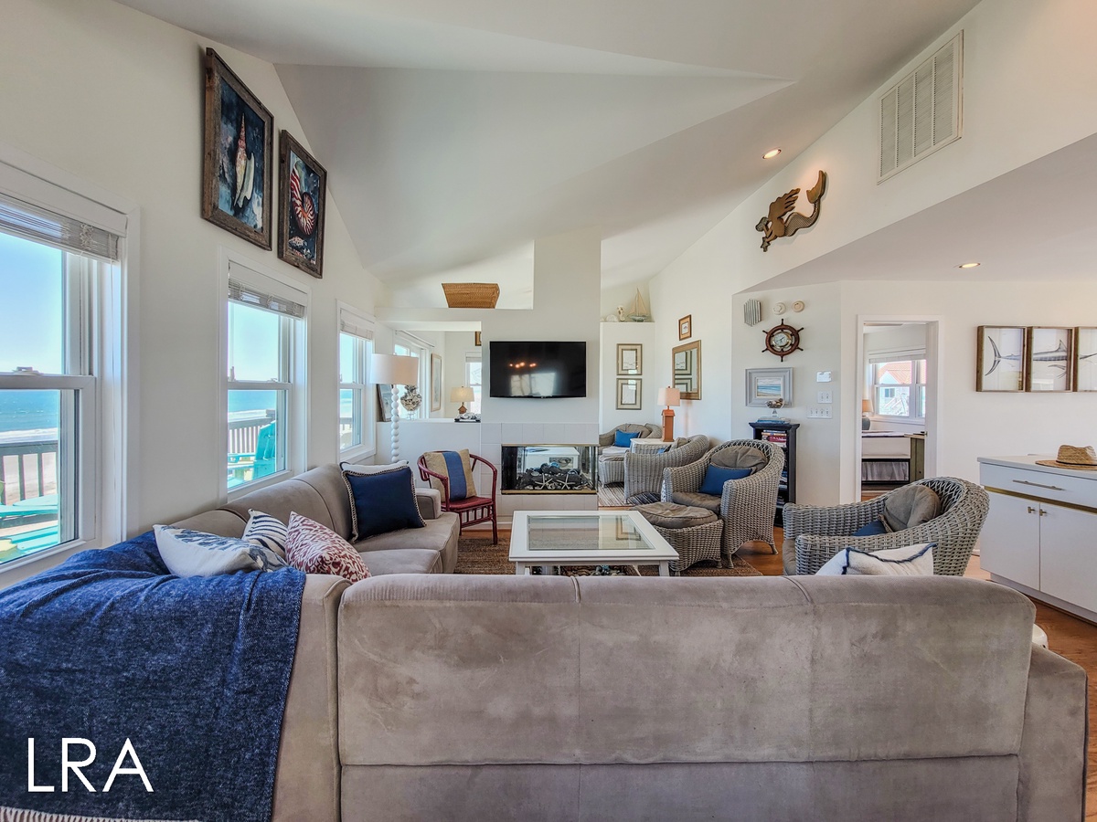 2405 S Shore Dr (Audreys Pearl [Int Ext Aerials] - watermarked-20
