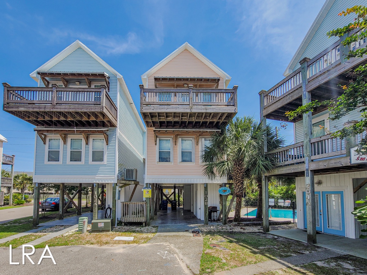 Mandalay Bay 102-B - Melon Camp