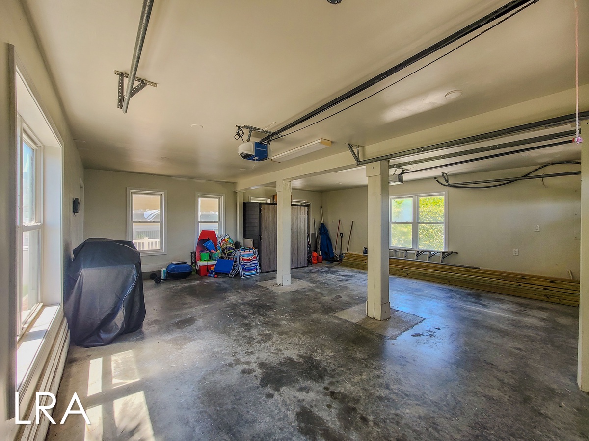 2717 S Shore Dr - Oceanside Manor (137)
