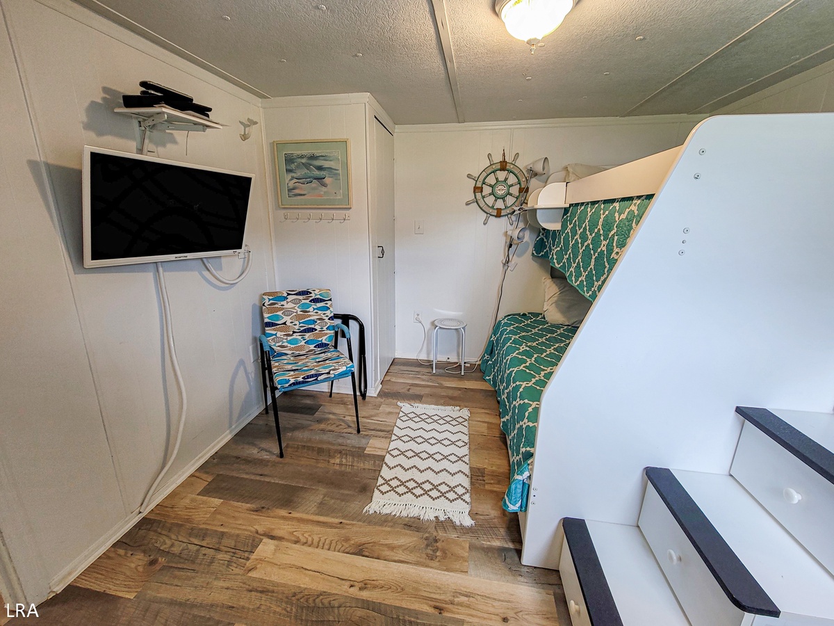 Twin over Double Bunk-10