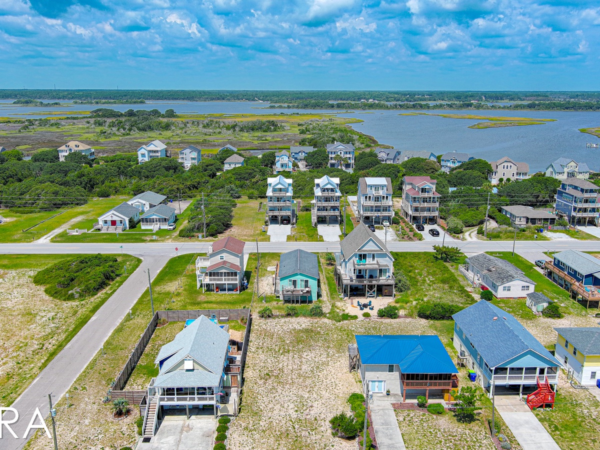 2066 Island Dr (On the Half Shell [Int. Ext. Aerials]) - watermarked-21